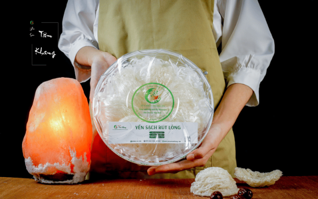 Hộp yến rút lông 50g thường được dùng làm quà biếu